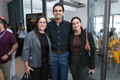 Alejandra Vargas, Sergio Peralta y Paula Varas.