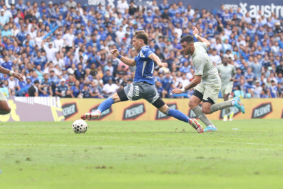 Emelec busca salir del fondo de la tabla de LigaPro 2026.