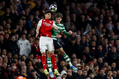 Piero Hincapié  una de las figuras del Arsenal.