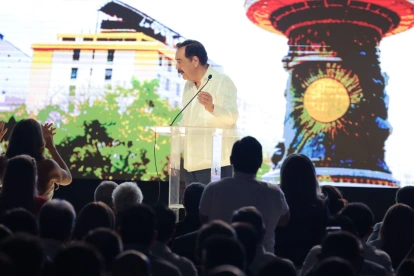 El exalcalde Jaime Nebot reapareció el 11 de abril de 2026 para brindar una conferencia sobre coyuntura nacional.