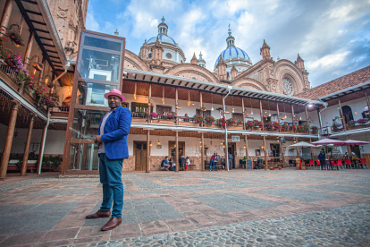 Tras el susto que pasó, Richard Barker se toma un descanso para recuperarse.