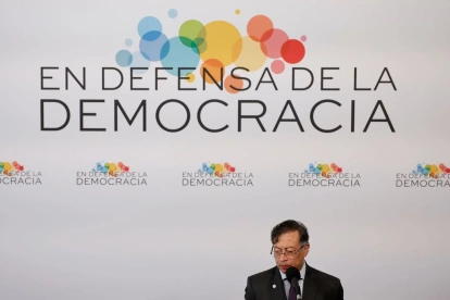 Gustavo Petro, presidente de Colombia, amenaza que denunciará al presidente ecuatoriano Daniel Noboa por declaraciones sobre su estadía en Manta.