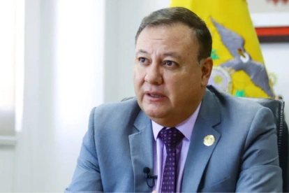 Juan Zapata fue censurado por la Asamblea, el 29 de mayo del 2024, por incumplimiento de funciones como Ministerio del Interior. No podía ejercer cargo público durante dos años.