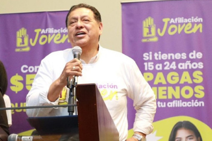 aime Bernabé Erazo, nuevo ministro de Salud, asume el cargo tras la eliminación de su impedimento legal en el sistema del Ministerio del Trabajo.