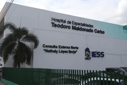 Un sistema de salud puede estar perfectamente digitalizado y seguir fallando en lo esencial: falta de insumos, citas médicas que no llegan, atención irregular.