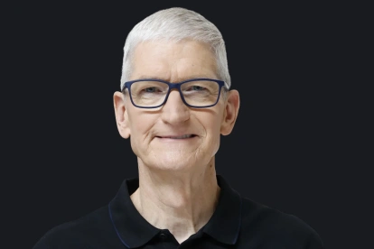 El legado de Tim Cook al frente de Apple transformó la empresa en un gigante global, multiplicando su valor y consolidando su expansión.