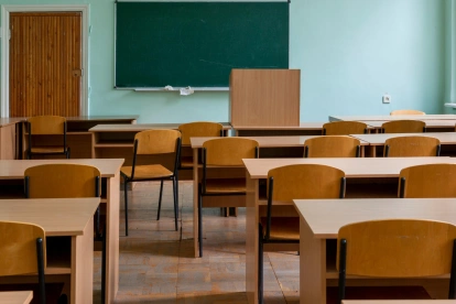 Cronograma educativo incluye feriados distribuidos durante el año lectivo.