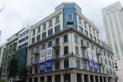 Edificio de la prefectura del Guayas.
