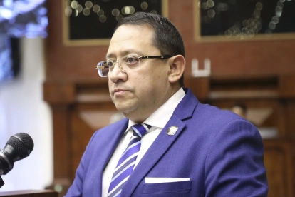 El contralor, Mauricio Torres, es aliado de los funcionarios públicos que no quieren exponer el incremento sospechoso de su patrimonio.