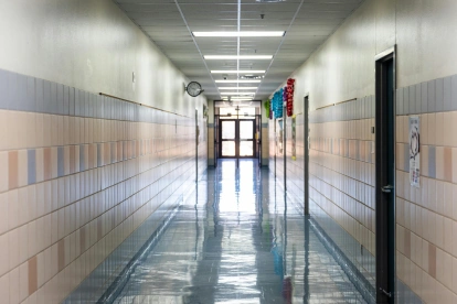 La convivencia escolar enfrenta desafíos entre familias, estudiantes y maestros.