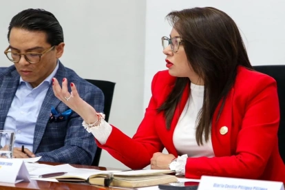 La ministra de Gobierno, Nataly Morillo, descartó salvoconductos y corredores para exportadores durante el toque de queda.