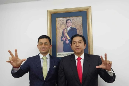 Lucio Gutiérrez presentó al precandidato a la Alcaldía de Quito Alejandro Guevara en las redes sociales.