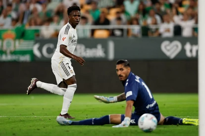 Real Madrid empató 1-1 como visitante contra Real Betis y se distancia de la punta de LaLiga.