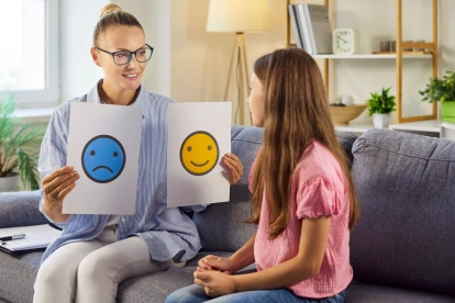 El Ministerio de Educación busca reforzar los DECE con 1.535 nuevos profesionales en el régimen Costa-Galápagos.