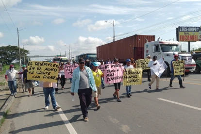 La marcha que hicieron los arroceros en marzo de 2026 en Daule.