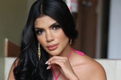 Conny Garcés reaparece en redes sociales y retoma su boutique online semanas después del atentado que afectó a su negocio familiar en Urdesa, norte de Guayaquil.