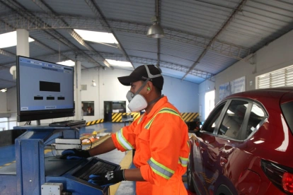 Las revisiones técnicas vehiculares se realizan en varias sedes en Guayaquil.