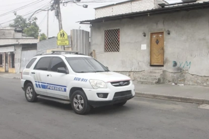 El bloque 9 de Bastión Popular quedó bajo resguardo policial tras la balacera que dejó víctimas menores de edad.