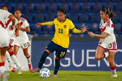Julieta Guaranda hizo el gol de Ecuador ante Perú en la Sub 17.