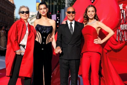 La película dejó un boom cultural después de su estreno y, poco a poco, vimos cómo algunas prendas que aparecían en pantalla, o diseños muy similares, comenzaron a llegar a las tiendas.