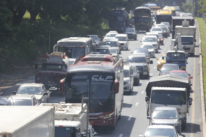 AACIDENTE EN EL KM 20 VIA A LA  COSTA. 2026-04-28 PERIODISTA ANNY BAZAN FOTOGRAFO CHRISTIAN VINUEZA AG-PERIODISTA AG-GRANASA AG-EXTRA