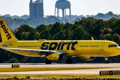 La aerolínea informó que los pasajeros con boletos comprados directamente con Spirit recibirán un reembolso automático