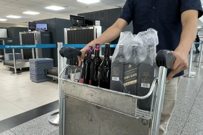 Para la Aduana, el ingreso sostenido de este tipo de productos afecta a productores locales, importadores formales y trabajadores vinculados a esta actividad.