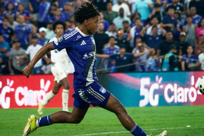 Emelec busca salir del fondo de la tabla de LigaPro 2026.