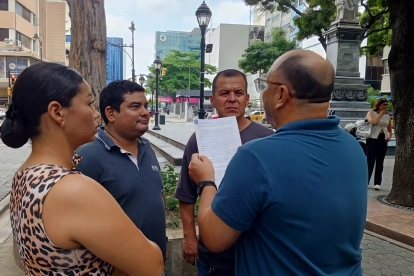 Familiares reclaman transparencia en los tratamientos para niños con atrofia muscular.