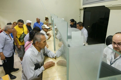 Pago en las ventanillas del Municipio de Guayaquil.