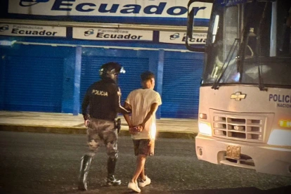 Las personas detenidas fueron puestas a órdenes de las autoridades competentes.
