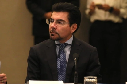 El fiscal general, Carlos Alarcón, evitó hablar del caso Progen y prefirió llamarlo caso Apagón, para referirse al proceso por supuesta corrupción en contratos que señalan a Roberto Luque.