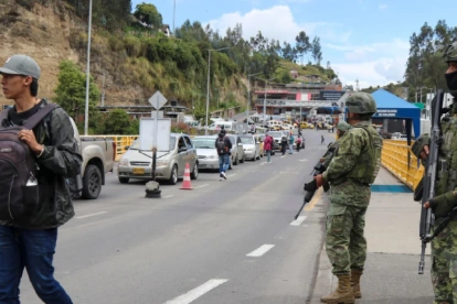 El gobierno de Ecuador baja la tasa de seguridad al 75.