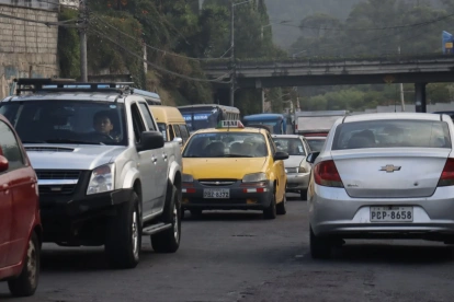 En 2025, 404.234 aprobaron la revisión técnica en Quito, a eso se suman los que realizan el trámite otros cantones.