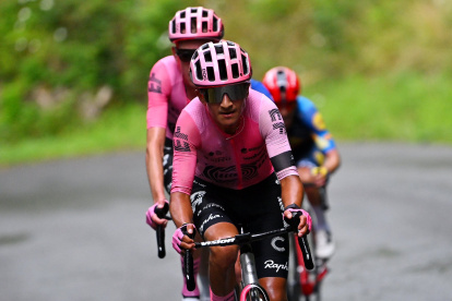 Alexander Cepeda es de momento el ecuatoriano mejor ubicado en el Giro 2026.