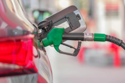 Múltiples quejas por desabastecimiento de gasolina en Ecuador.