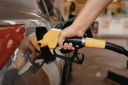 Los precios de los combustibles en Ecuador experimentarán un nuevo ajuste desde el 12 de mayo de 2026.