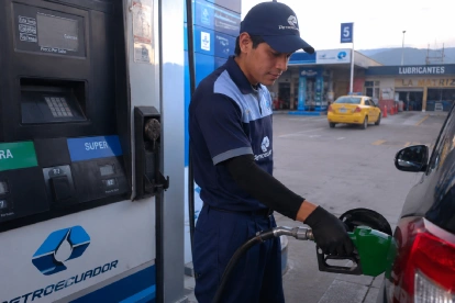 Desde el 8 de mayo en Ecuador hay desabastecimiento de gasolina Extra.
