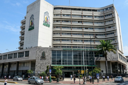 Referencial.El edificio del IESS, donde se calculan y administran las pensiones de jubilación en Ecuador.