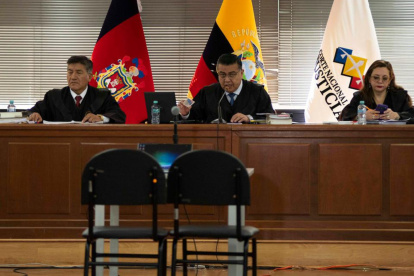 Jueces de la Corte Nacional de Justicia analizan las pruebas presentadas en el proceso por presunto cohecho en el caso Sinohydro