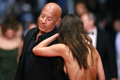Vin Diesel (i) y Jordana Brewster asisten al estreno de 'Fast & Furious' durante el 79º Festival de Cine de Cannes, en Cannes, Francia.