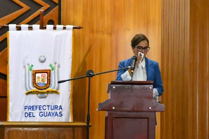 Marcela Aguiñaga cerró su gestión al frente de la Prefectura del Guayas con un emotivo discurso marcado por lágrimas, agradecimientos y mensajes a su sucesor.