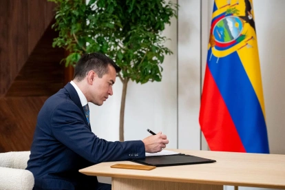 Daniel Noboa reorganizó la Comisión Estratégica de Marcas mediante el Decreto Ejecutivo 383.