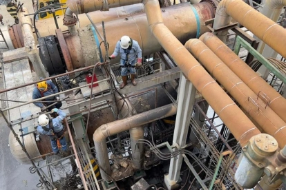 La FCC es considerada el corazón de la Refinería Esmeraldas, pero el complejo refinador aún mantiene 13 unidades fuera de operación o afectadas, según la ARCH.