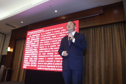 Gao Zhenting, cónsul general de la República Popular China en Guayaquil.