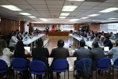 La jueza de la causa suspendió la audiencia del caso Progen tras escuchar a la Fiscalía; la diligencia continuará el próximo 20 de mayo.