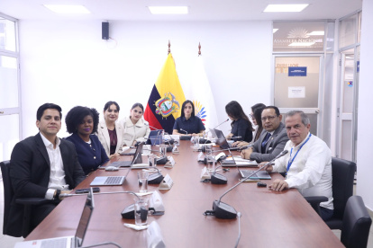 Comisión de la Niñez aprobó el informe para primer debate sobre regulación digital para menores de edad.