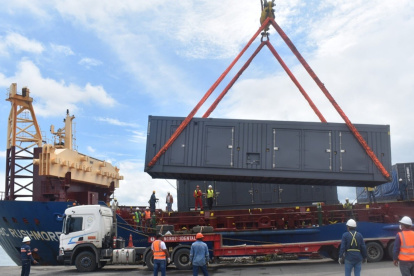 Los últimos equipos de la central térmica Esmeraldas III llegaron en abril de 2025 a Ecuador. Pero la planta, a cargo de ATM, aún no está operativa.