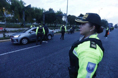 Este 18 de mayo de 2026, la Policía desplegó un operativo en la av. De Los Shyris, en el  norte de Quito.
