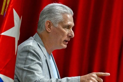 El presidente de Cuba, Miguel Díaz-Canel, subrayó este lunes que su país tiene "el derecho absoluto y legítimo a defenderse".